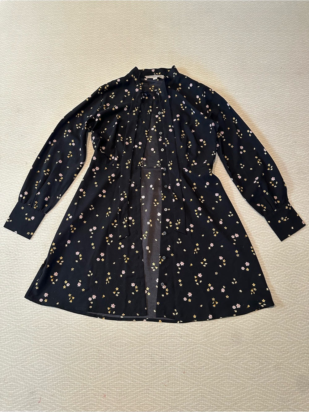 Floral Tie-Neck Casual Dress